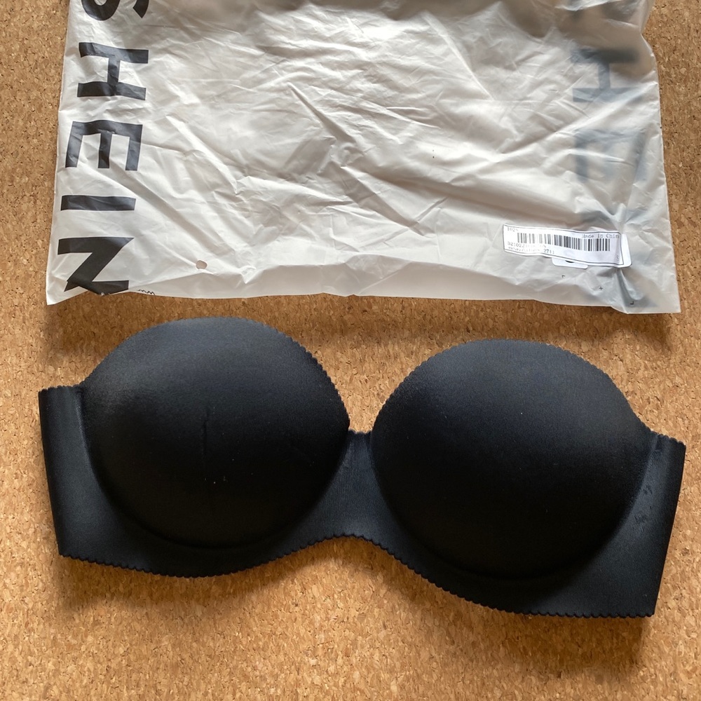 Bandeau bra with strap size small black